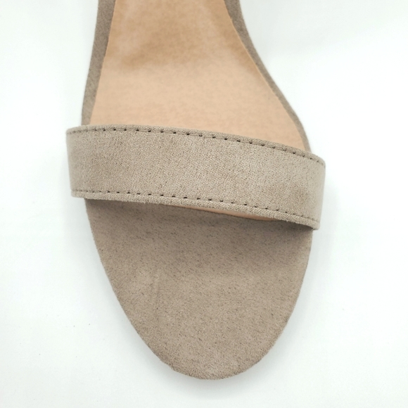 Steve Madden Girl Beella heels NWOB - Picture 8 of 10